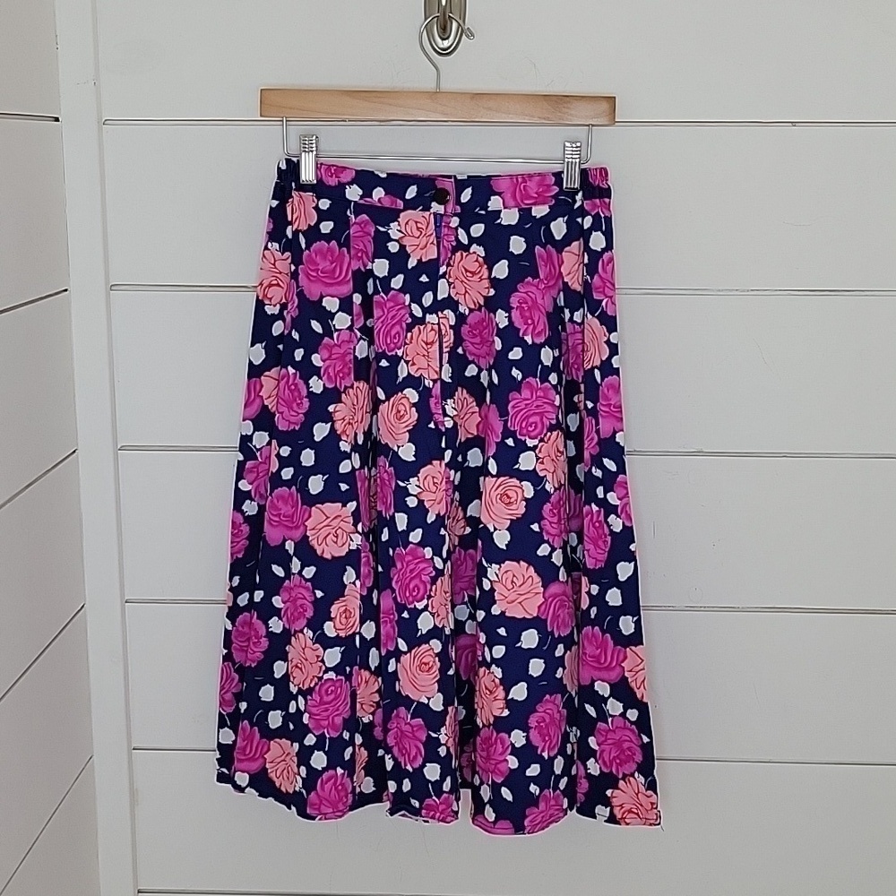 H&R Hearts & Roses size 6 blue pink & white floral swing skirt - Picture 2 of 5